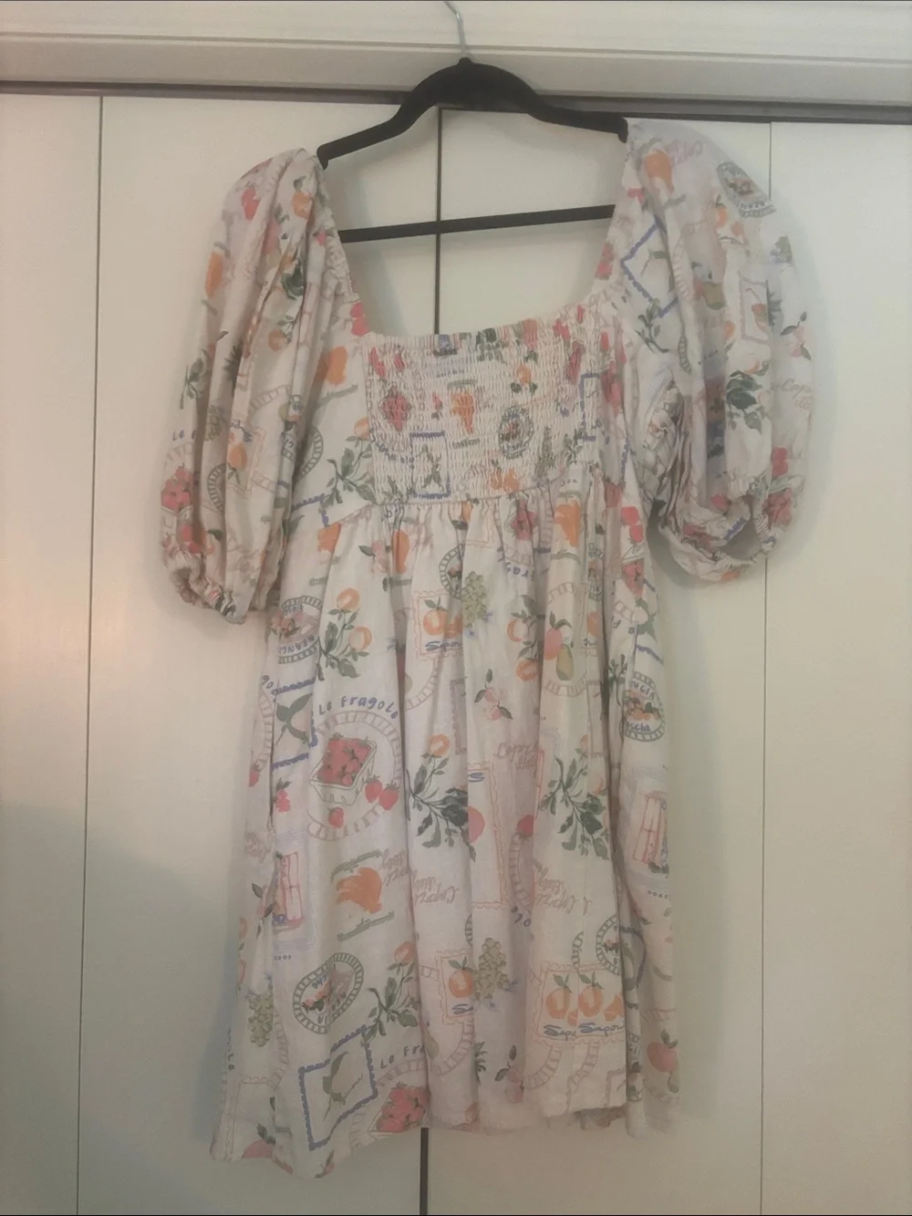 Abercrombie & Fitch White Floral Fruit Print Top